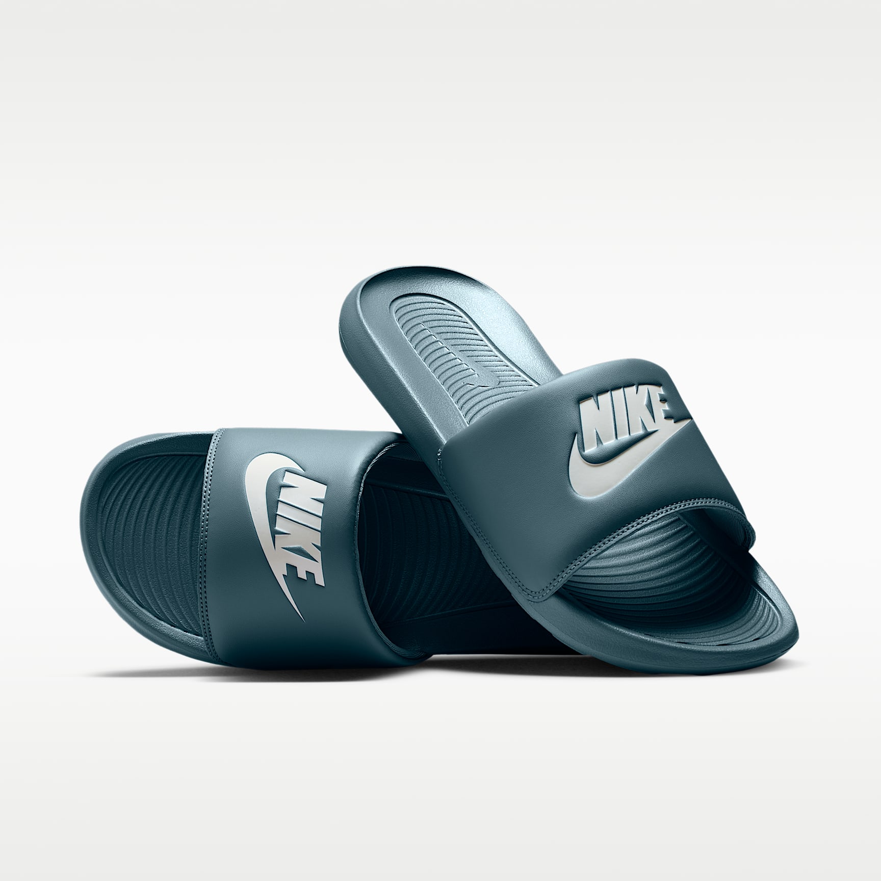 Nike Victori One Men's Slides. Nike NL